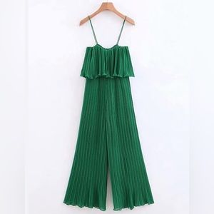 NWOT Zara Green Pleated Jumpsuit - Size S